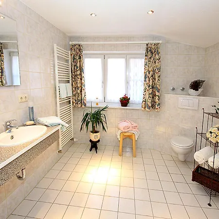 Apartment Mayer